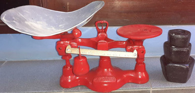 SCALE WITH PAN & WEIGHTS METRIC - A. Ally & Sons